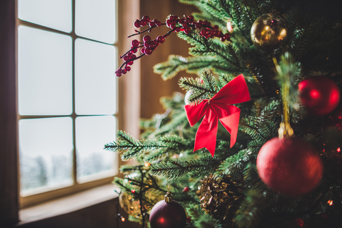 Albero di Natale come addobbarlo, idee e tendenze da copiare